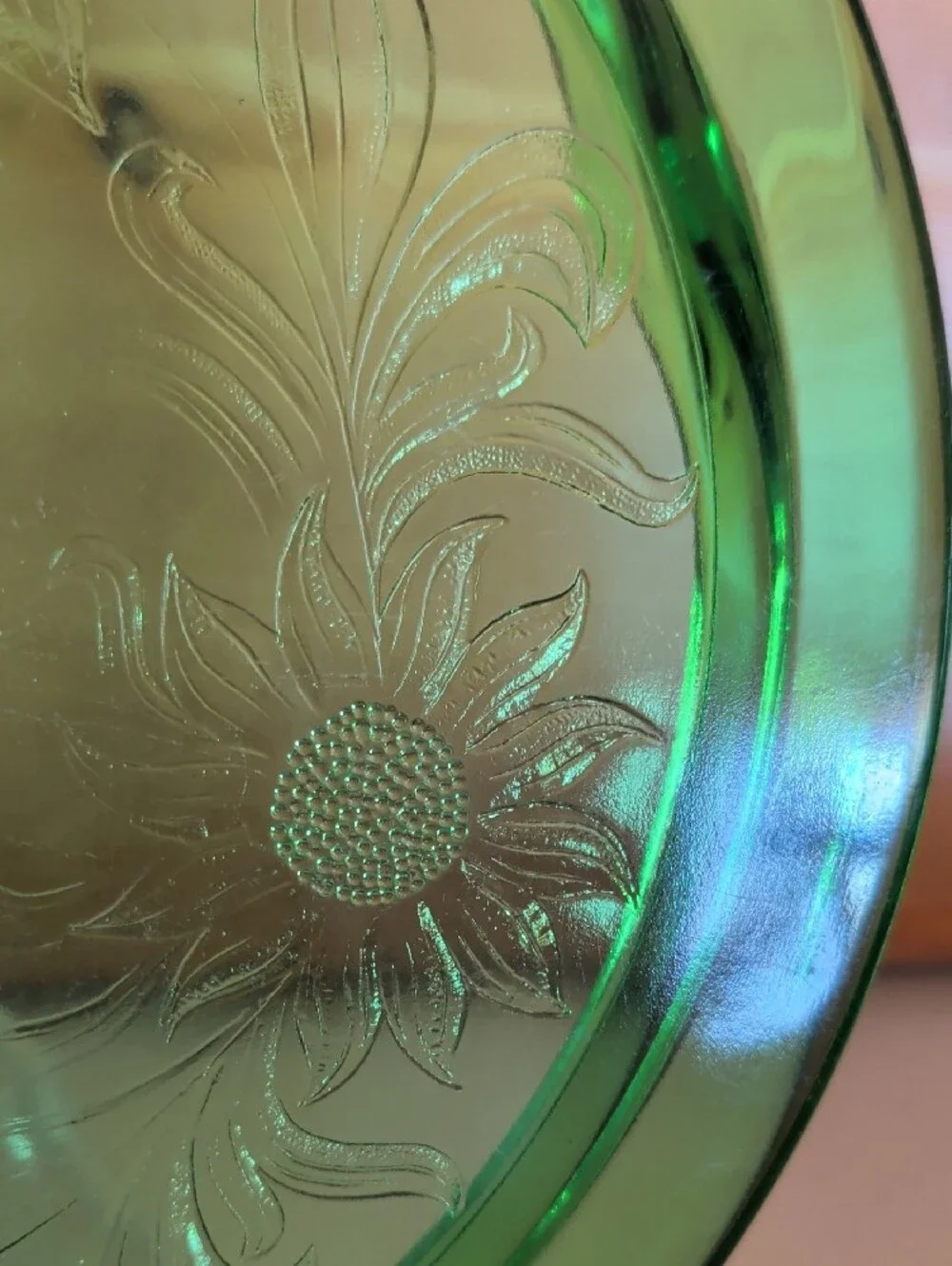 VTG. Jeannette Iraineum Glass Company, Green Pressed Glass Footed Cake Plate.